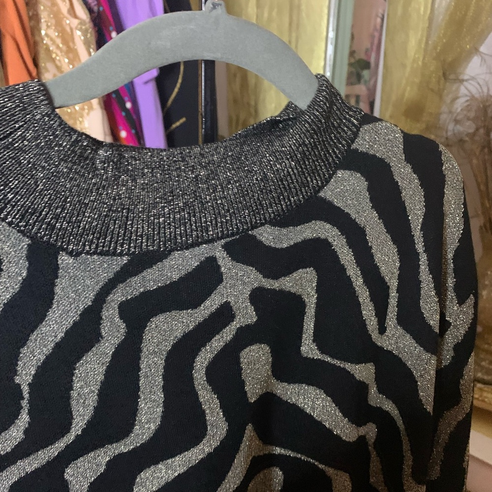 Dress - Picture 4 of 5
